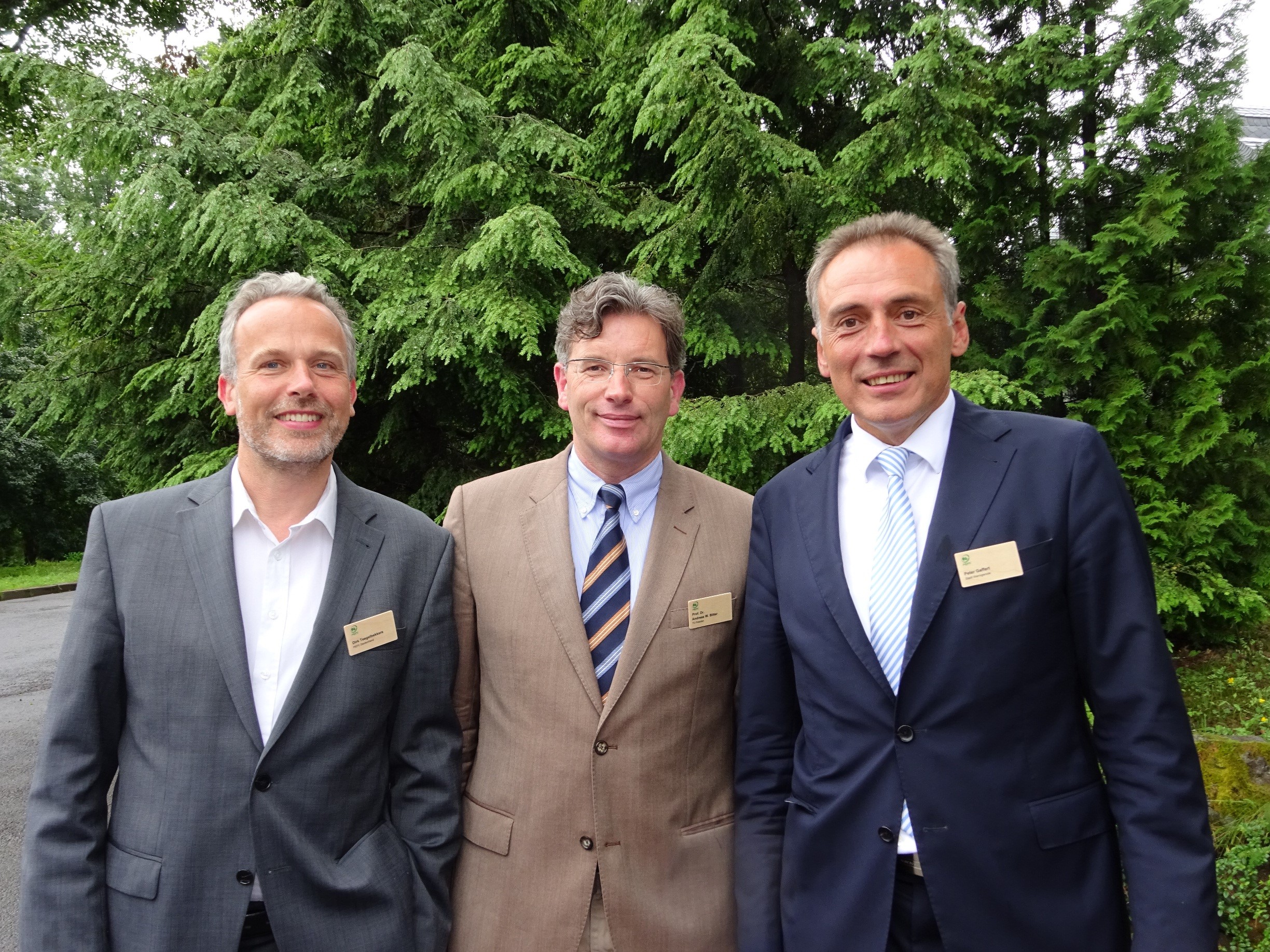 2015 09 Bild neuer Vorstand PEFC Deutschland